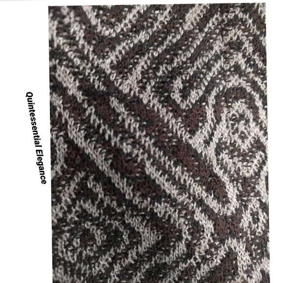 ST. JOHN Knit Cardigan / Sweater - Picture 4 of 6